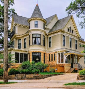 Mary Tyler Moore House Minneapolis Minnesota